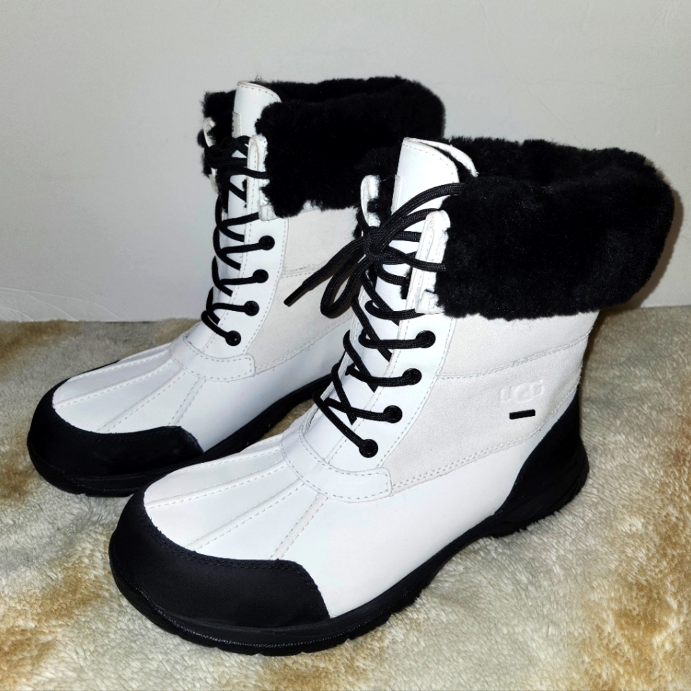 UGG Men's Black and White Winter Boots‎